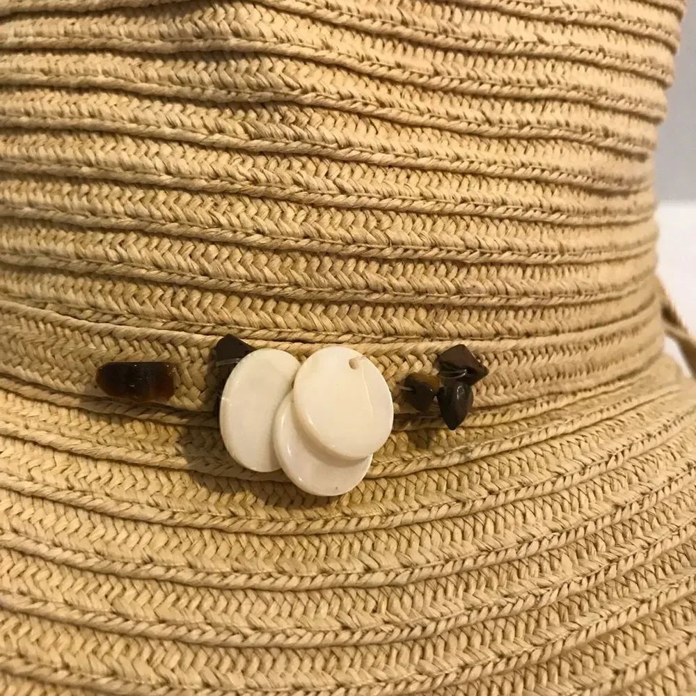 New! Tan Floppy Straw Hat With Shell Disc Design - Picture 5 of 6